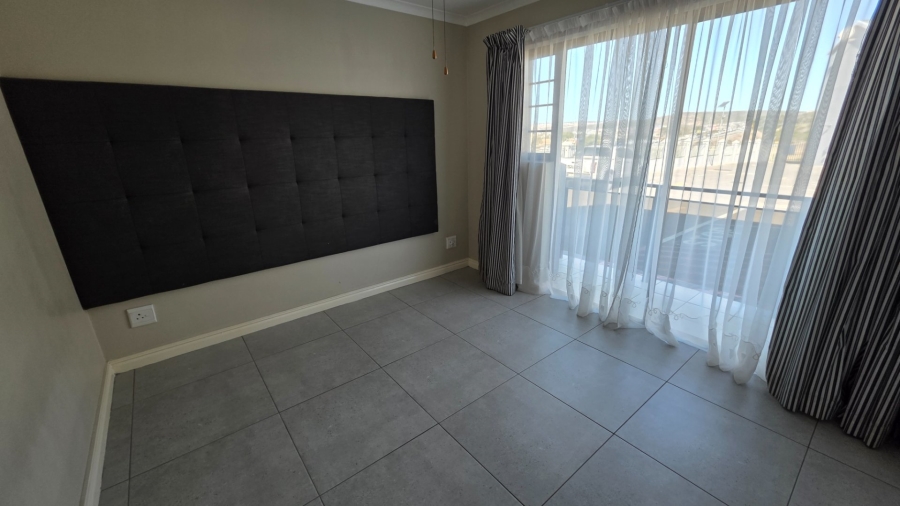2 Bedroom Property for Sale in Hartenbos Central Western Cape